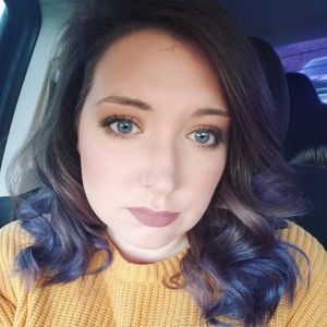 Meet your Posher, Whitney